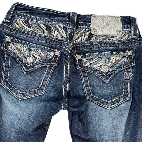 Miss Me Size 27 dark wash jeans signature boot, button flap pockets with designs - Picture 6 of 13